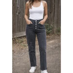 Petra 153 Women's Black Denim Size 7/27. Inseam 31"